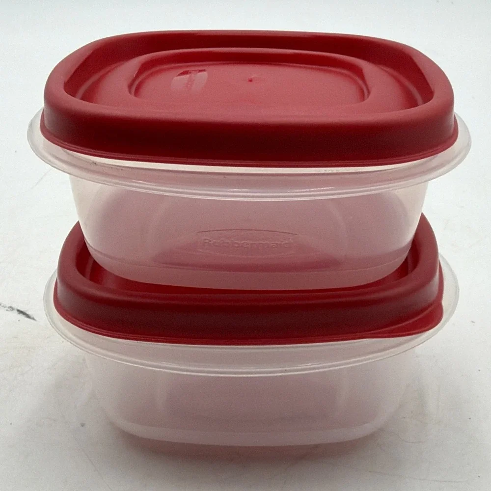 Rubbermaid #7J56 Food Storage Containers 1.25 Cup W/Red Lid Set of 2 Made USA